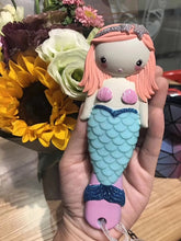 Load image into Gallery viewer, Disney Kids Comb 3D Princess  Hair Brushes Hair Care Baby Girl Mermaid Hair Comb